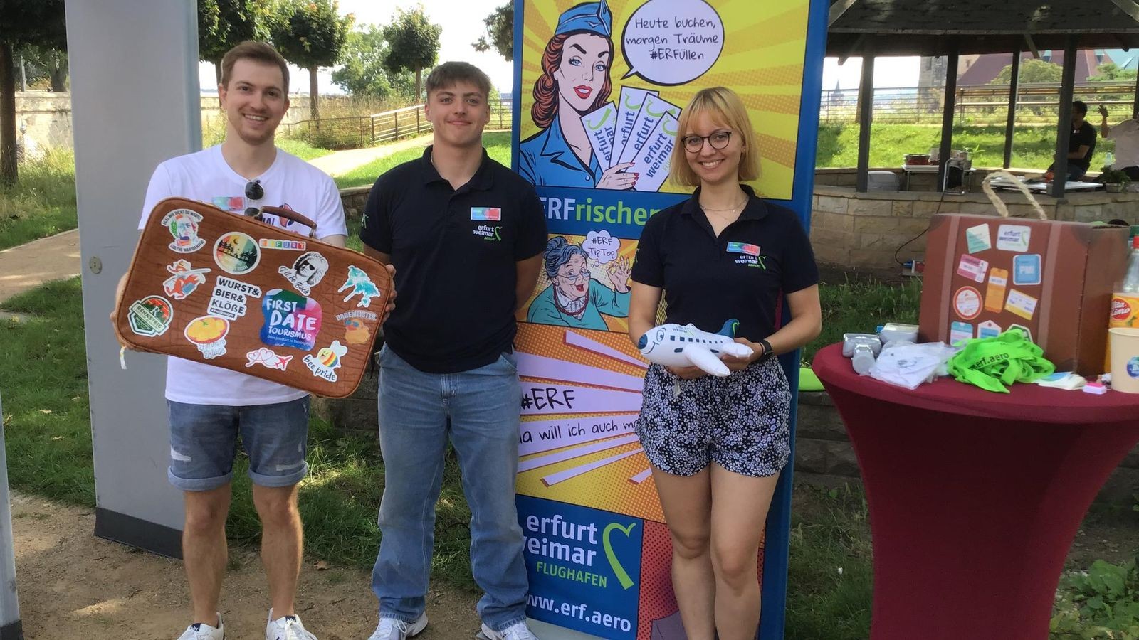 Junge-Menschen-spielerisch-f-r-Tourismusberufe-begeistern