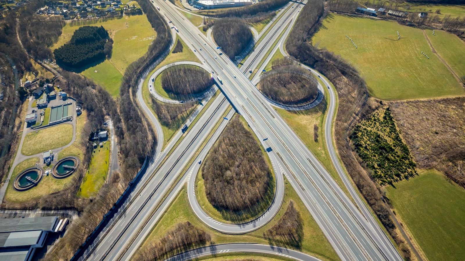 Autobahnkreuz-Olpe-S-d-wird-wegen-Reparaturarbeiten-gesperrt