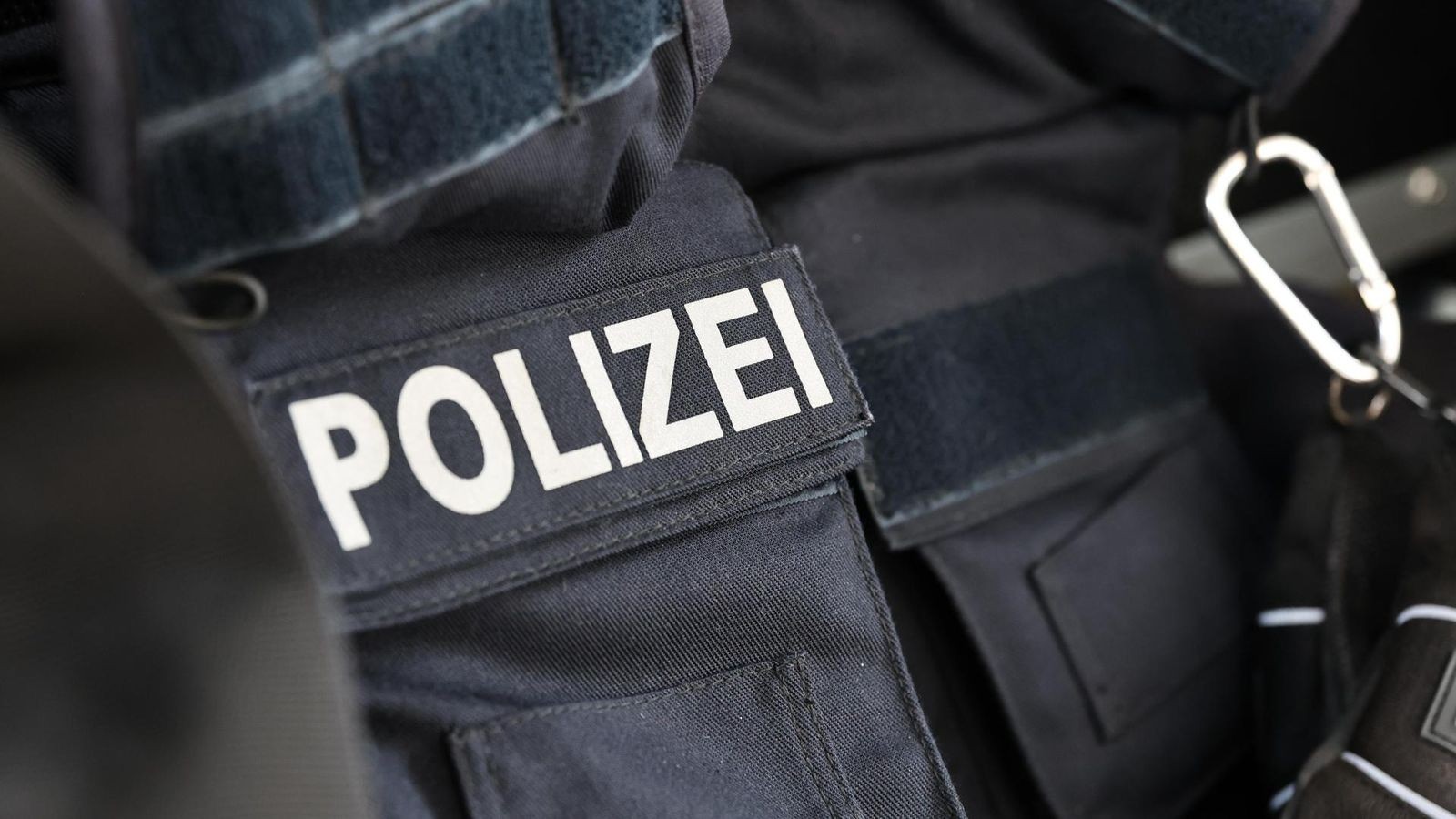 Altes-Telefon-wird-bei-Einbruch-in-Eichsfelder-Firma-geklaut