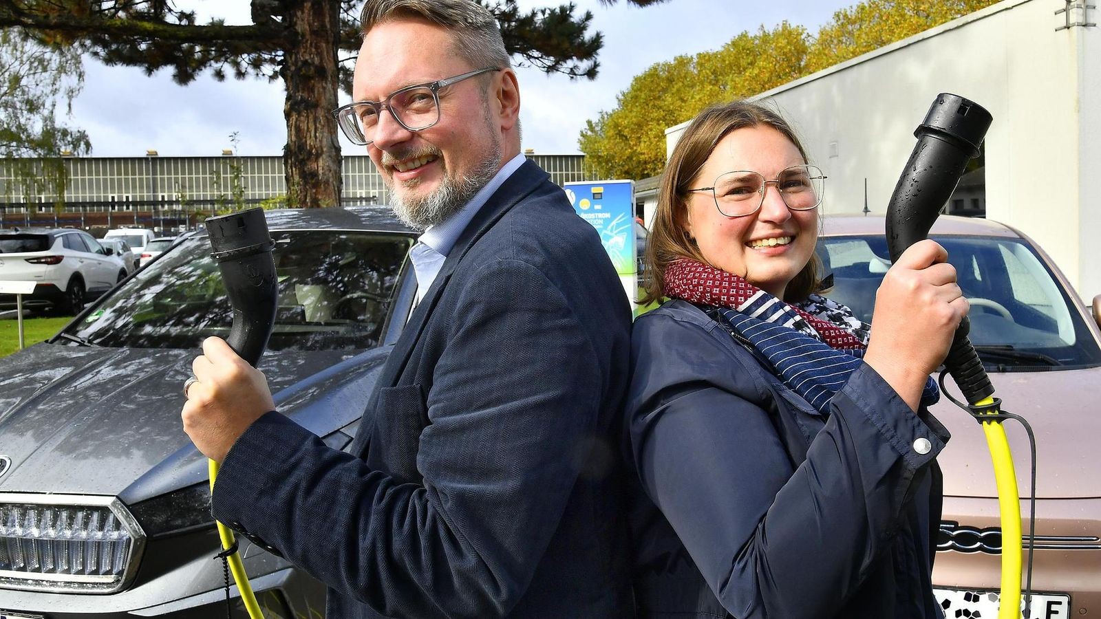 Top-oder-Flop-E-Autofahrer-erz-hlen-von-ihren-Erfahrungen