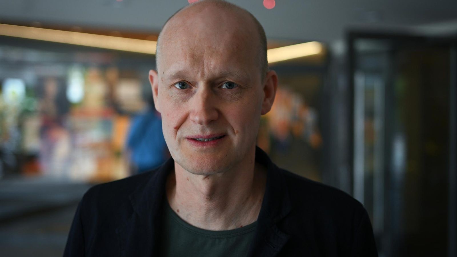 Arno-Geiger-Wie-man-einen-alten-K-nig-lebendig-macht