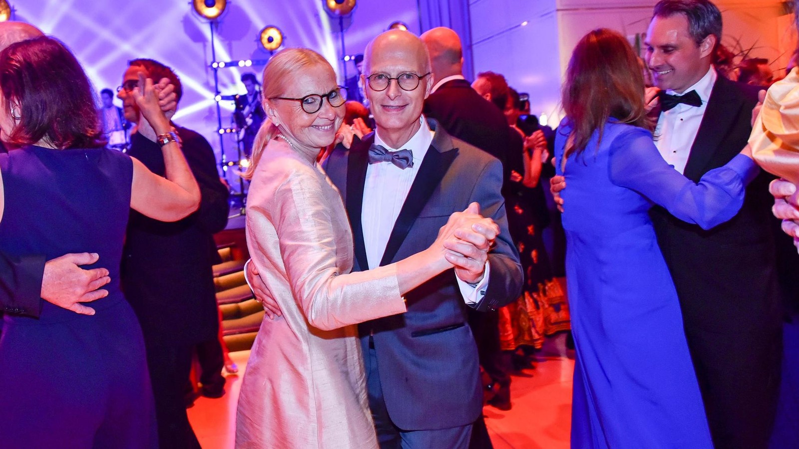 Presseball-Rauschende-Ballnacht-im-Atlantic-mit-viel-Prominenz