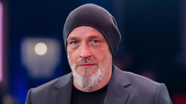 Comedy-Star Torsten Sträter sagt Auftritt in Moers ab: Überraschender Grund
