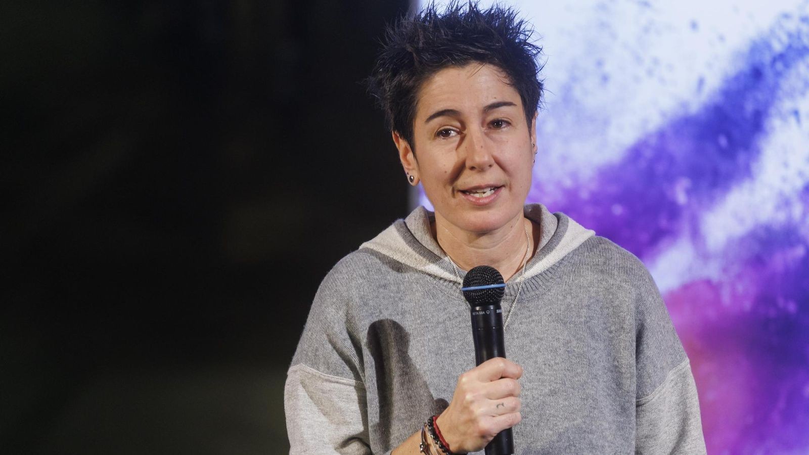 Nach-Shitstorm-Dunja-Hayali-verk-ndet-Social-Media-Pause