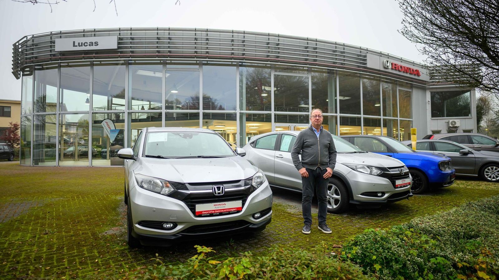 Noch-ein-weiteres-Autohaus-gibt-Standort-in-Gladbeck-auf