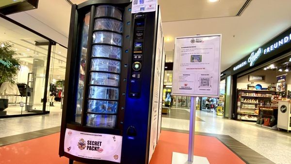 „Secret Packs“: Trend-Automat erobert das Herold-Center