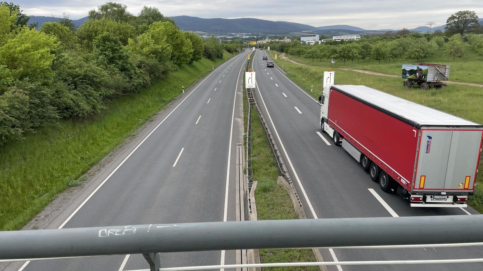 Fahrverbot-droht-Pkw-brettert-in-Saalfeld-mit-152-km-h-durch-die-Tempo-70-Zone