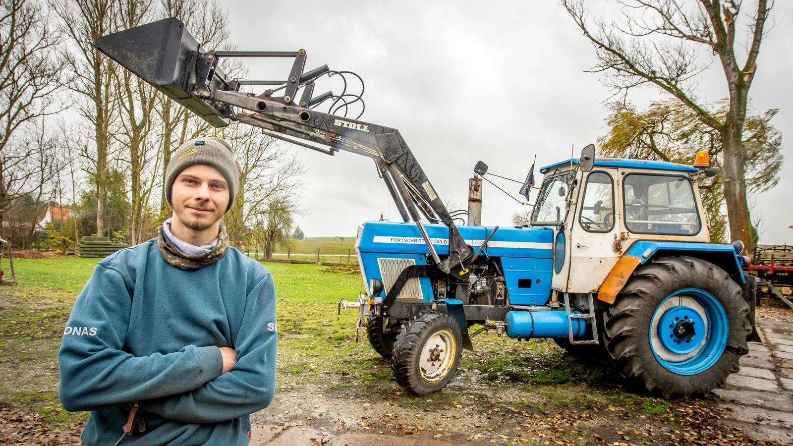 DDR-Traktor-als-Lebensgef-hl-So-pr-gt-ein-Klassiker-die-Stra-en-im-Unstrut-Hainich-Kreis