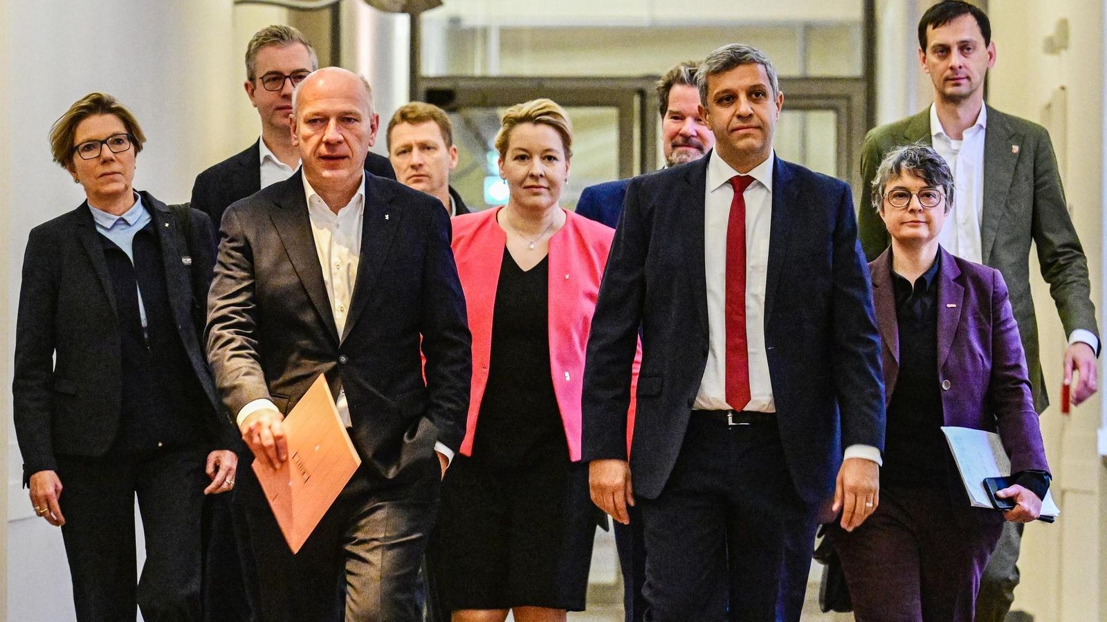 W-nsche-f-r-2026-Was-Schwarz-Rot-vor-der-Wahl-noch-erledigen-muss