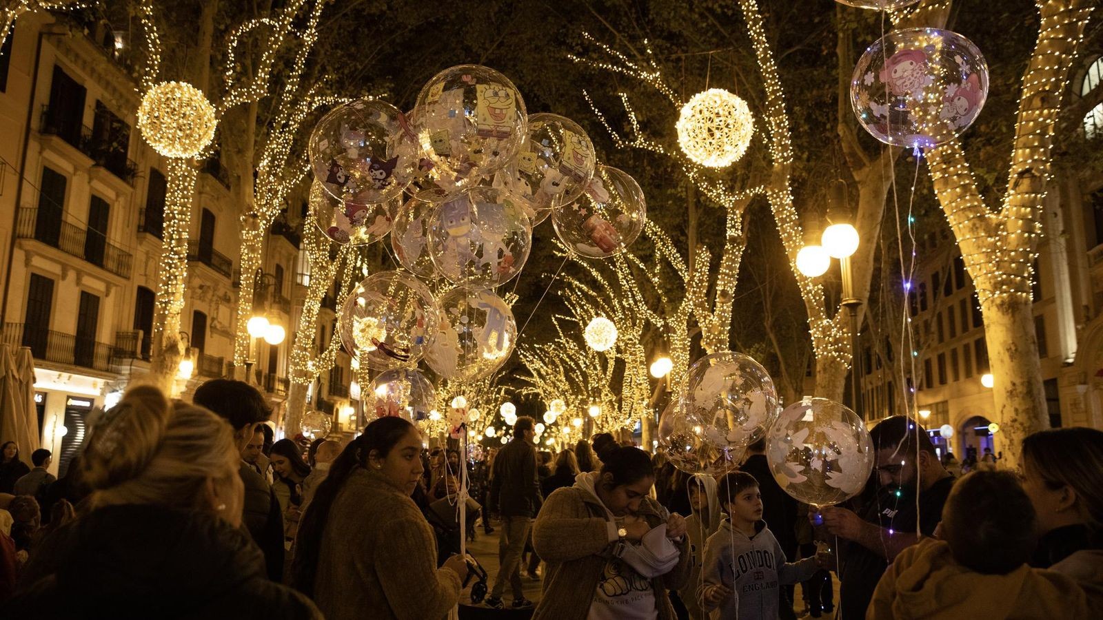 Lichterglanz-in-Palma-Viel-sch-ner-als-D-sseldorf-leider-