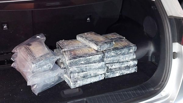 21 Kilo Kokain im Kofferaum: Drogen-Pärchen auf A7 gestellt