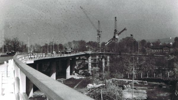 In Osterode wird vor 51 Jahren die längste Hochbrücke in Niedersachsen eröffnet