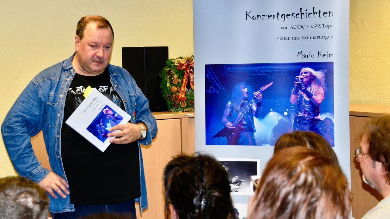 -Heavy-Lesestoff-Autor-aus-Ranis-schreibt-ber-Hardrock-aber-auf-eine-leichte-Art