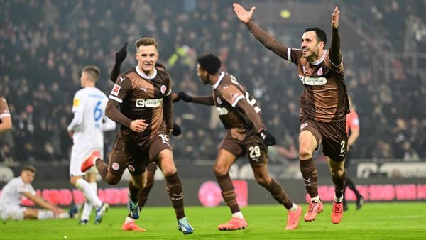 Erlösender 3:1-Sieg im Abstiegsduell – Fußballparty am Millerntor