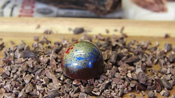 Weihnachtsmarkt: Alle wollen die Harburg-Praline probieren