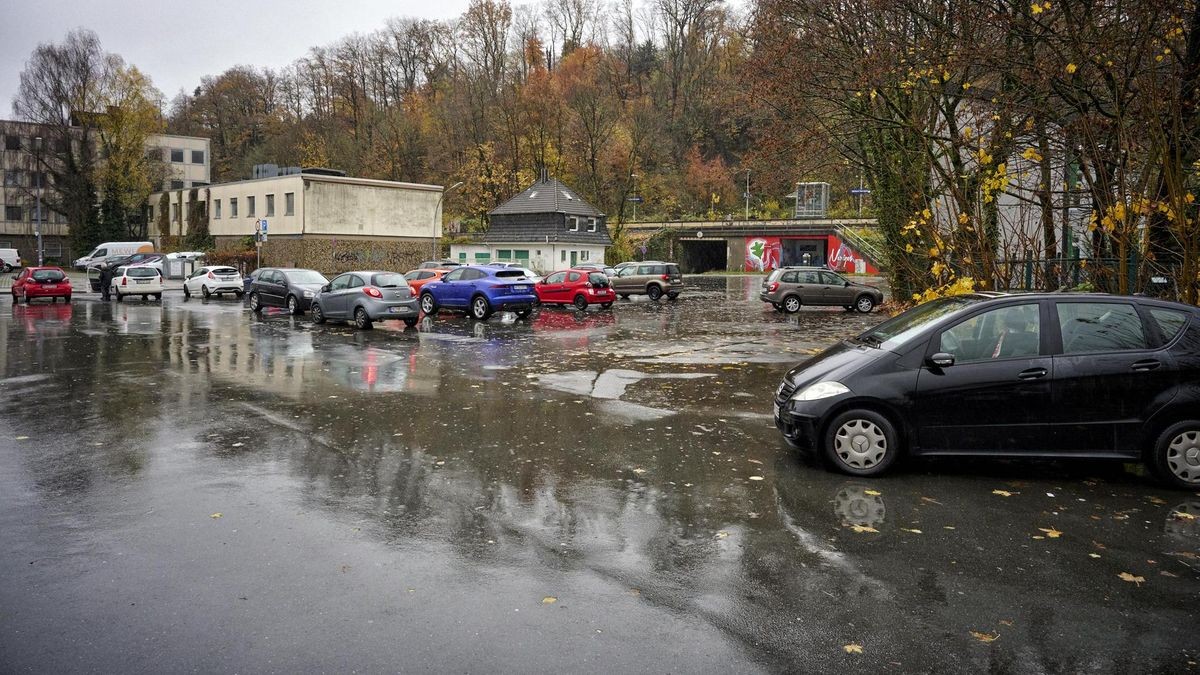 „Parkplätze bleiben!“ Pläne für VelbertNeviges polarisieren