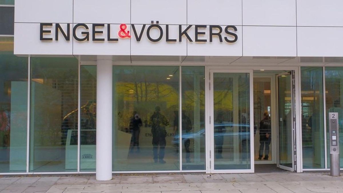 Razzia bei Engel & Völkers in Hamburg