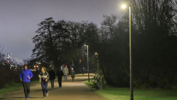 Viel zu hell: Kritik an „Stadionbeleuchtung“ für die Alster