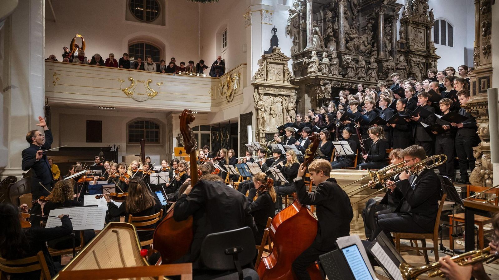 Adventskonzerte-und-Kurzfilme-die-Kultur-Highlights-in-Weimar