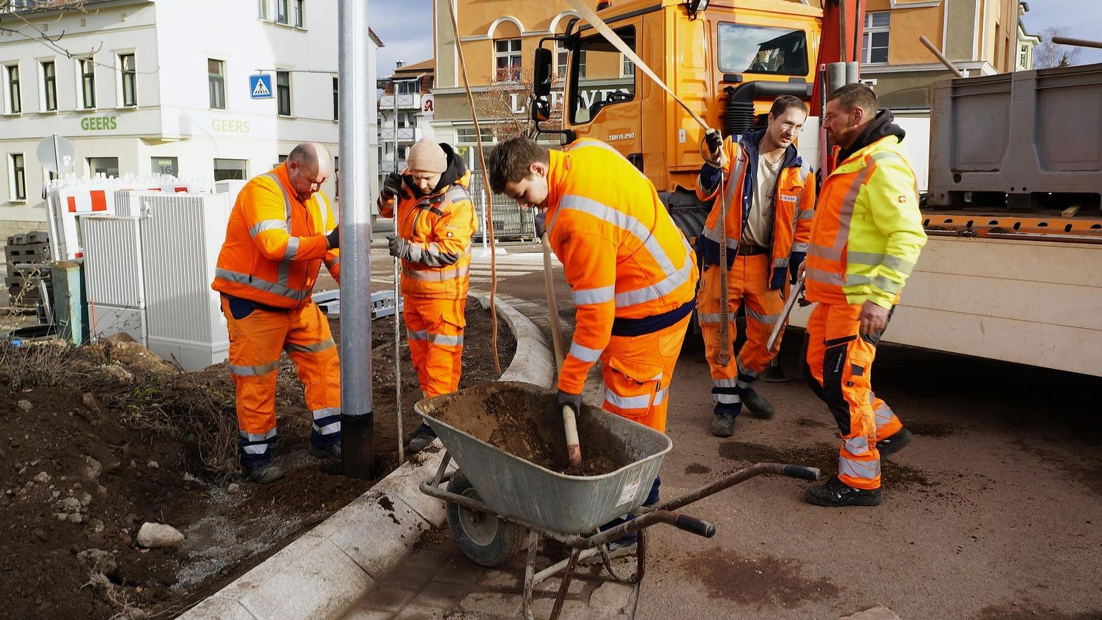 -ber-Sondershausens-neuen-Kreisel-rollt-bald-der-Verkehr-nur-f-r-kurze-Zeit