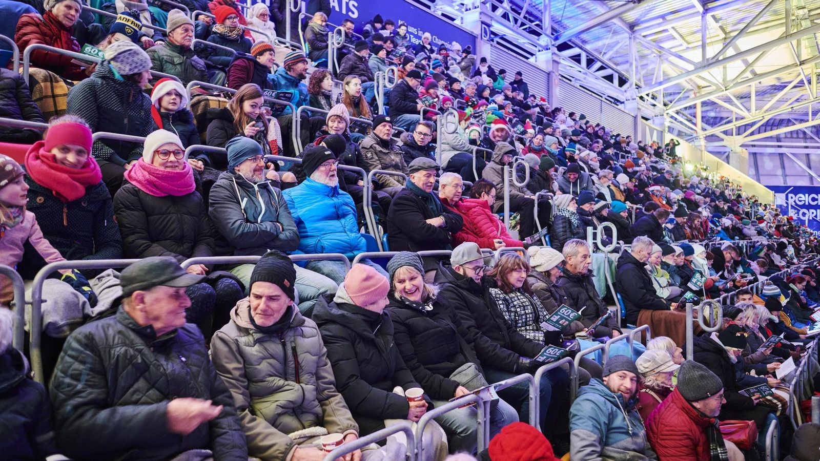 Gro-es-Weihnachtssingen-in-Jena-ist-ausverkauft-Wo-es-doch-noch-Tickets-gibt