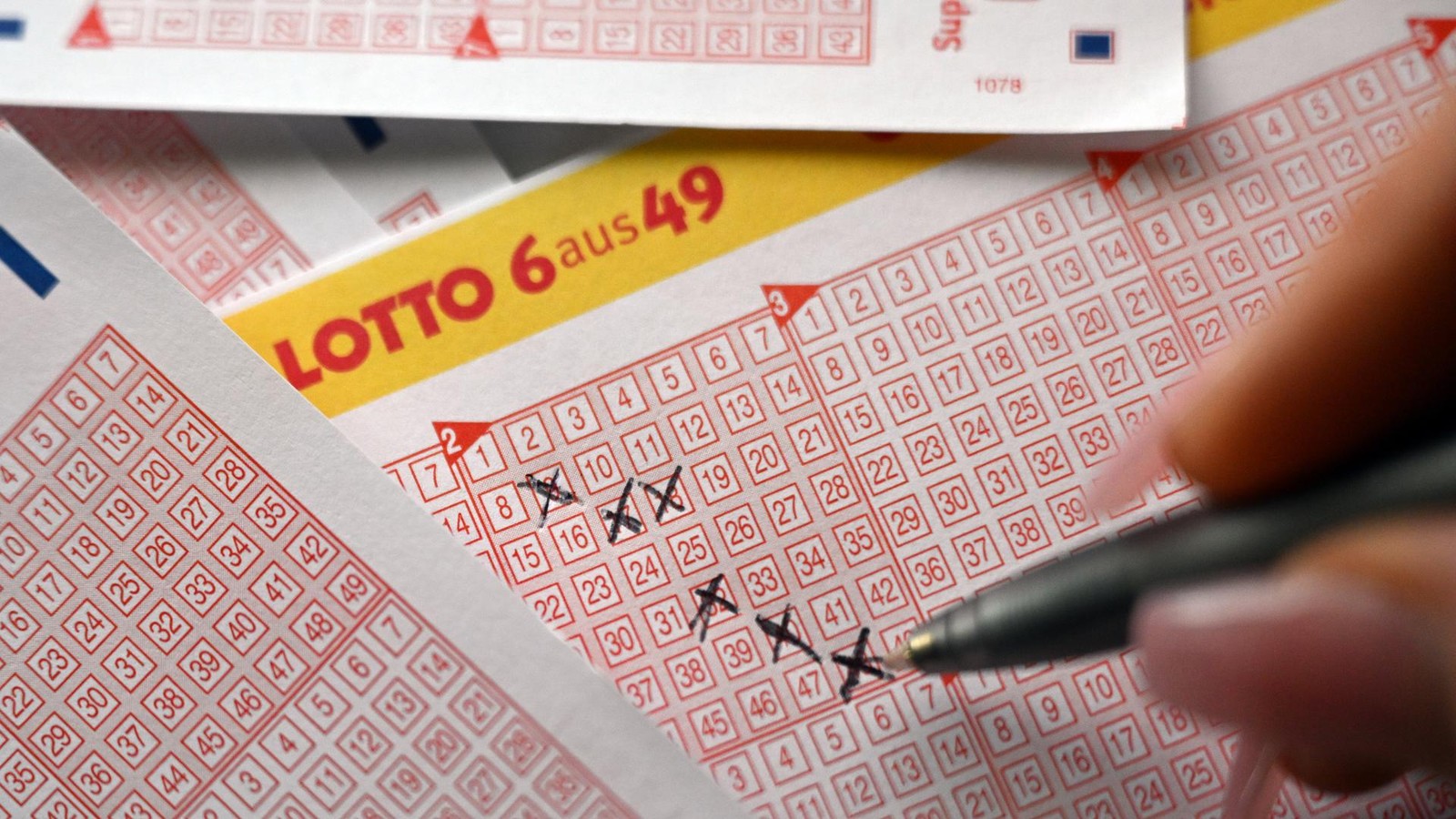 Im-Lotto-einen-hohen-Geldbetrag-gewonnen-Was-passiert-dann-