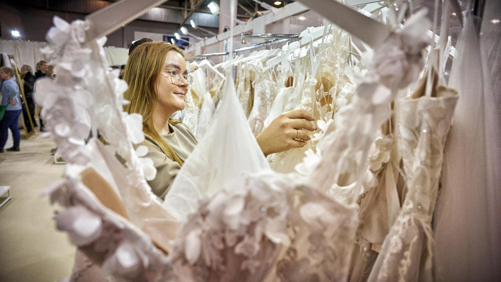 Hochzeitsmessen-in-Essen-Frisuren-testen-und-das-perfekte-Brautkleid-finden