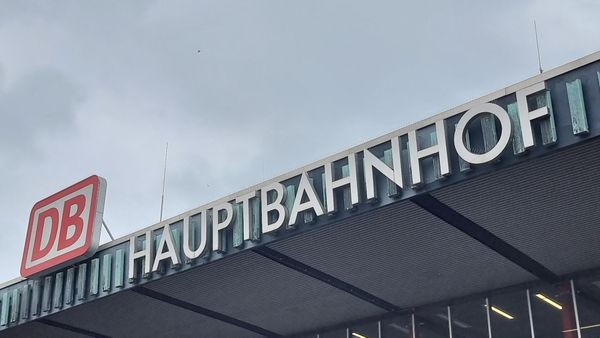 Wegen Schnee und Eis: Viele Zugausfälle am Sonntag in der Region Braunschweig