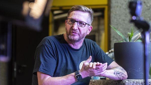 „Jeder Kronkorken zählt“: Hilfe von Gladbeckern bei Sammelaktion gefragt