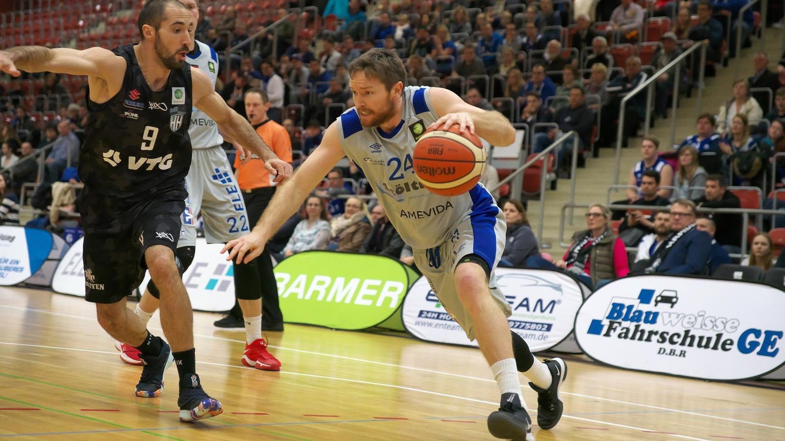 US-Basketball-Legenden-ganz-nah-So-entsteht-der-Podcast-Slappin-glass-