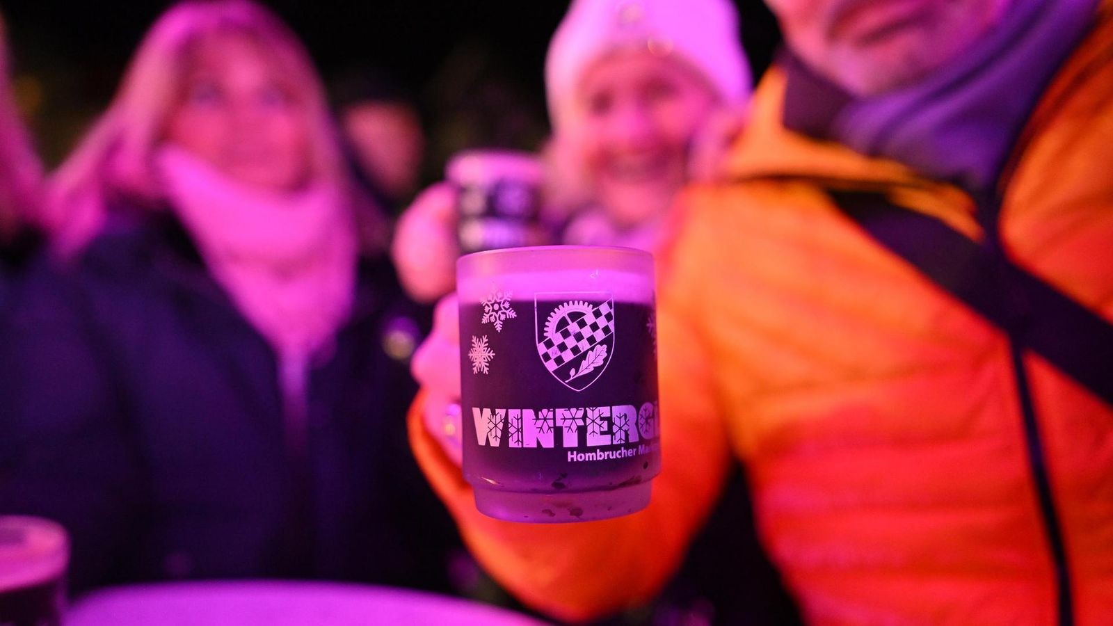 Wintergl-hen-in-Hattingen-Gl-hwein-Spektakel-mit-mehr-als-30-Sorten