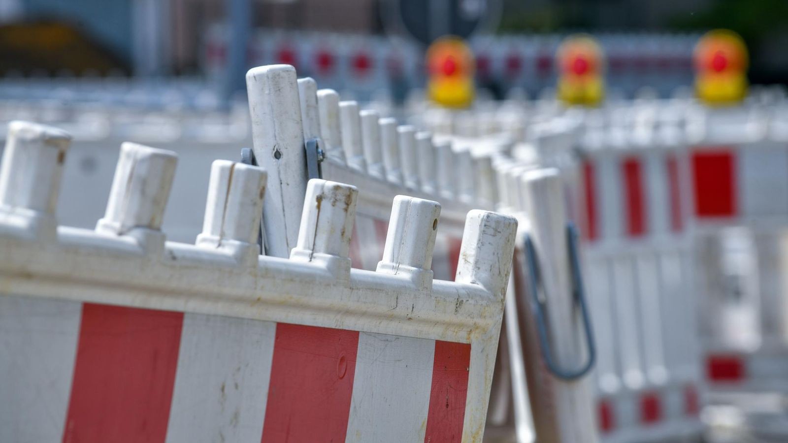 Sperrung-ab-8-Dezember-Arbeiten-entlang-der-Essener-Stra-e