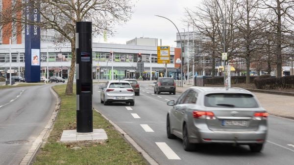 Temposünder füllen Stadtkasse: Rasern geht es in Salzgitter an den Kragen