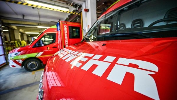 Brandstifter fackeln in Wohngebiet: Belohnung ausgesetzt
