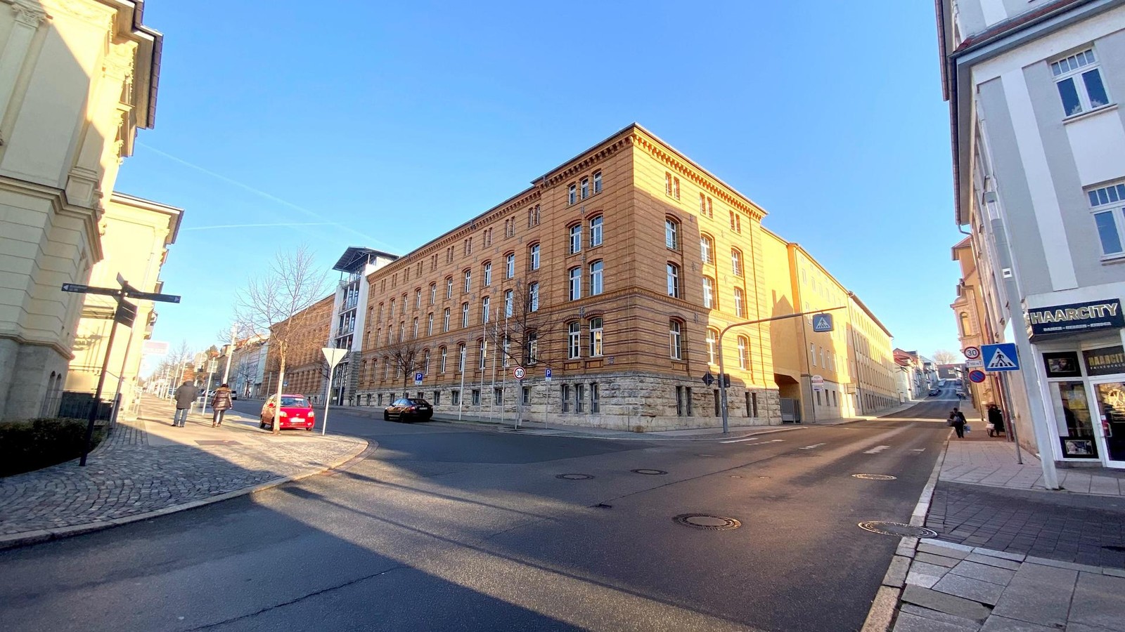 Blockade-von-Rekord-Haushalt-Neue-Kritik-an-Verwaltung-des-Weimarer-Landes