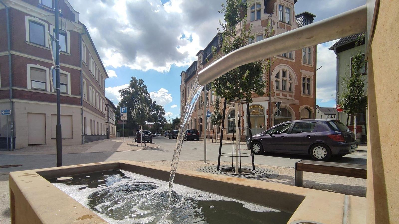 Saalfelder-Innenstadt-Jugendlicher-droht-mit-Messer