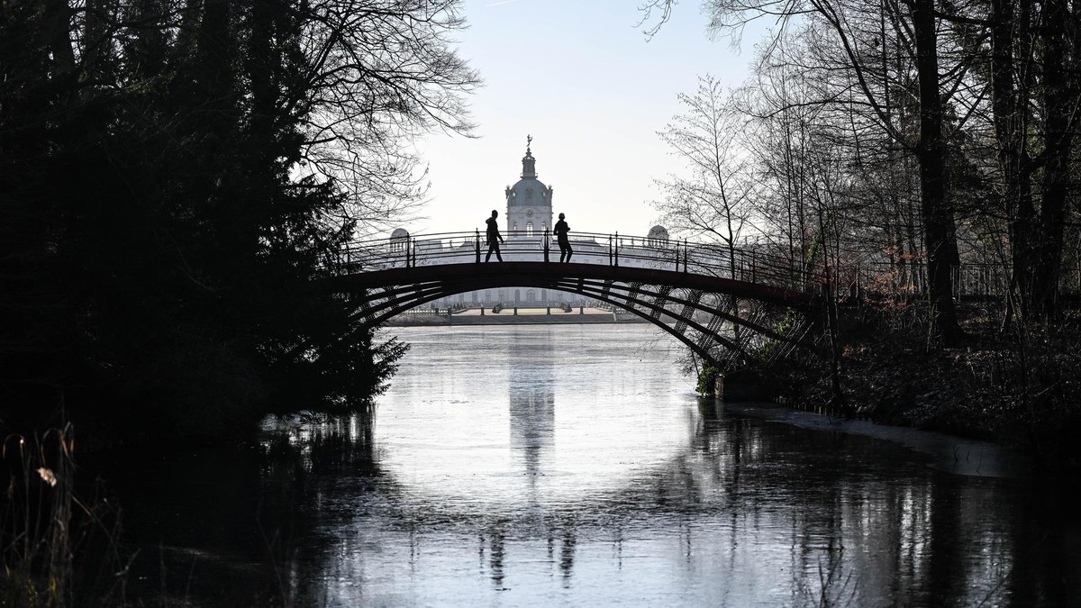 Die Temperaturen fallen: Langsam wird es winterlicher in Berlin - 
                    1. Resim