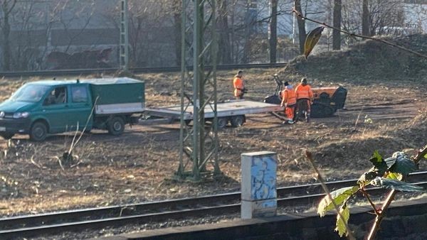 Riesiges Bahnprojekt: Anwohner klagen, Konzern baut trotzdem