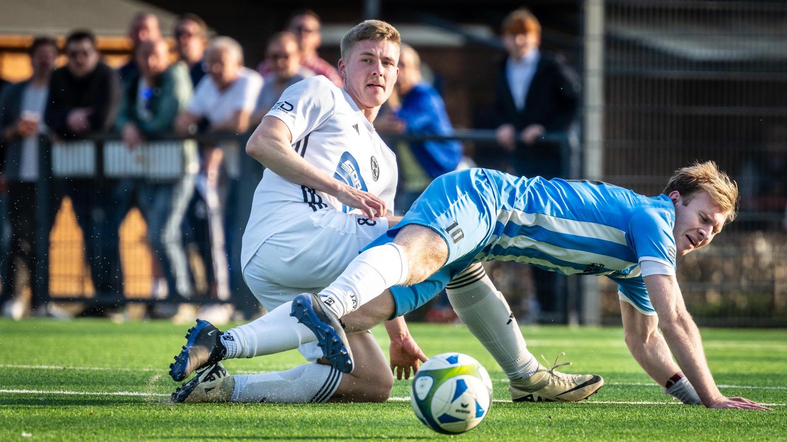 90-1-SV-Hei-en-st-rzt-Saarn-von-der-Tabellenf-hrung-doch-den-st-rt-das-nicht