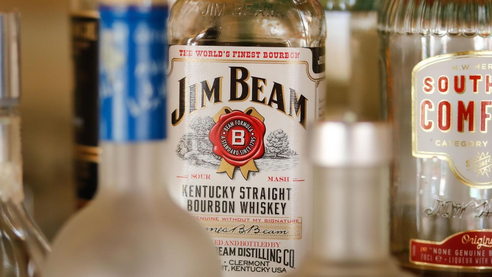 Whiskey-Nachfrage-sinkt-Gigant-schlie-t-Produktionsst-tte-zum-Jahresende