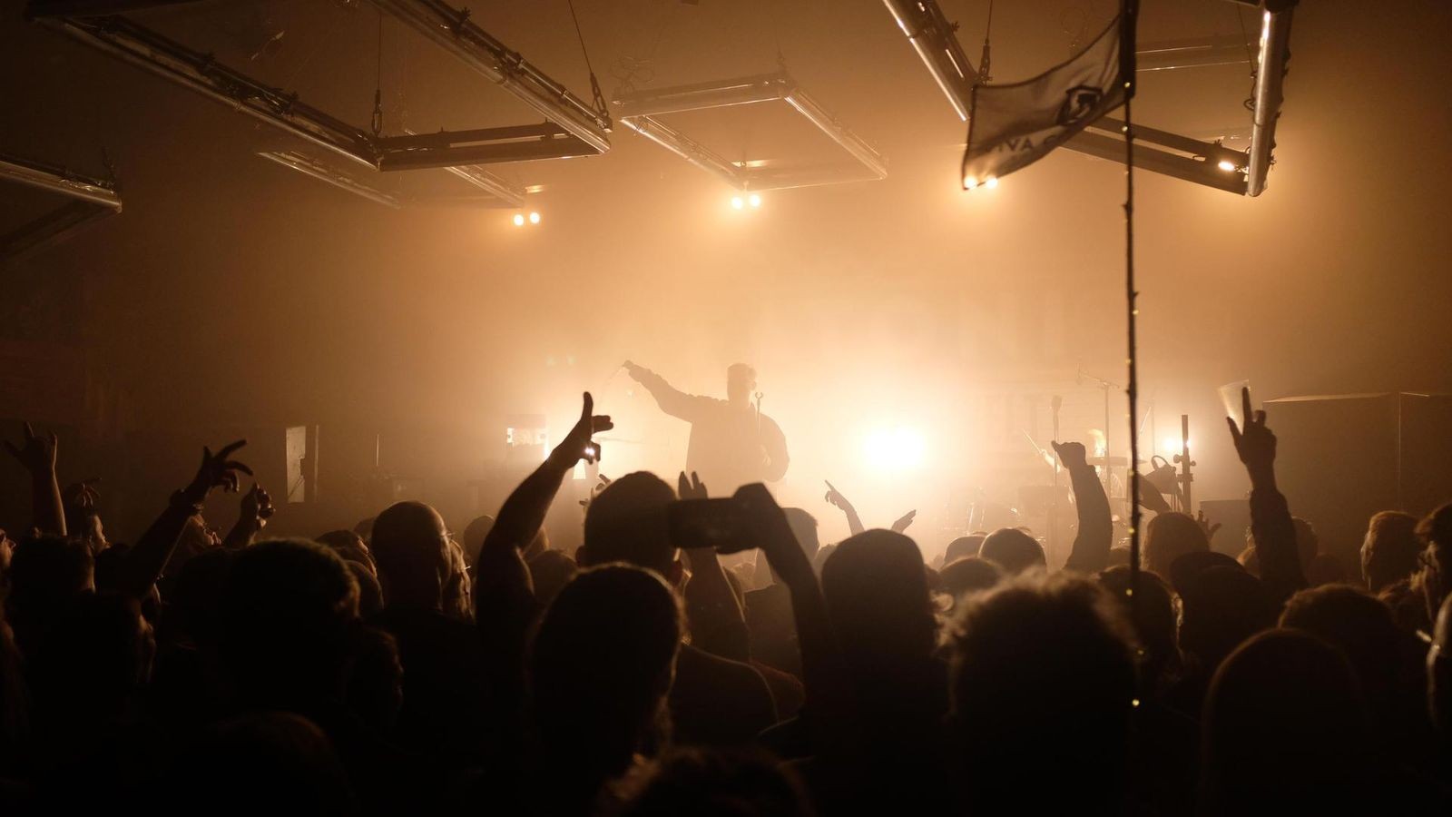 10-Jahre-Kalif-Storch-Eine-Dekade-zwischen-Beats-Visionen-und-Party-Kosmos-in-Th-ringen