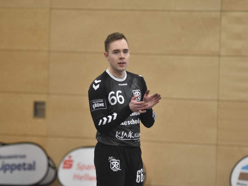 Dramatyczna porażka SG Ruhrtal w meczu na własnym boisku, mimo trafienia bramkarza