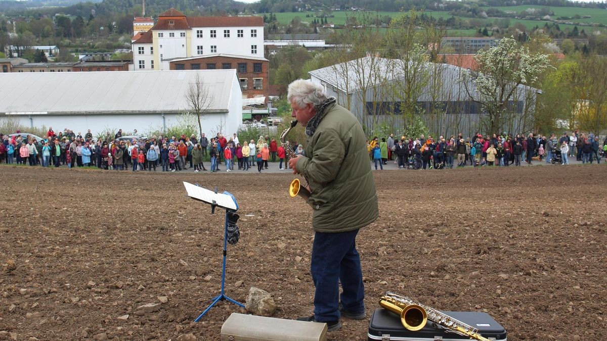 31. Osterspaziergang von Pößneck am Karfreitag in mehr als 30 Bildern