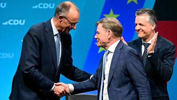 CDU ebnet Weg zur Kanzlerschaft – Merz holt „Joe“ auf die Bühne