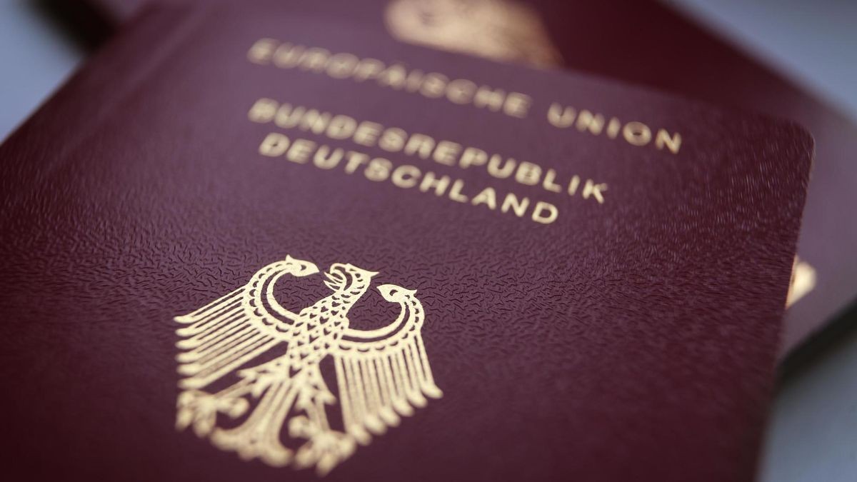 Wer Braucht Einen Neuen Führerschein Passbilder ab Mai nur digital: Das müssen Herner wissen