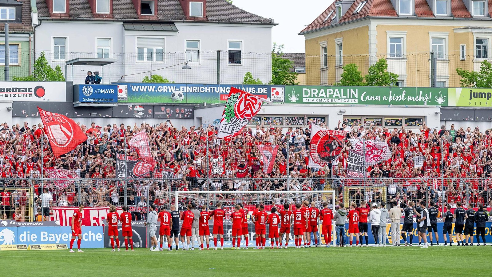 RWE-Wahnsinn-Irrer-Run-auf-Topspiel-Tickets-alle-Karten-f-r-1860-M-nchen-weg