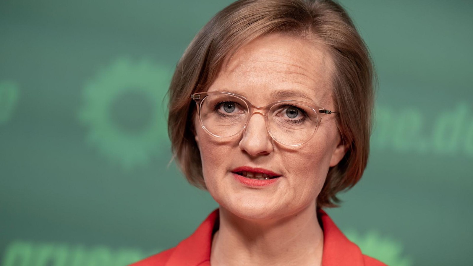 Gr-ne-Merz-muss-zur-Zwei-Staaten-Konferenz-nach-New-York-reisen