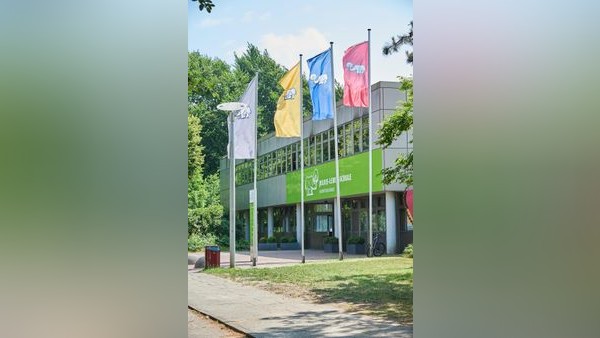 Polizei geht von Brandstiftung aus: Feuer an der Julius-Leber-Schule