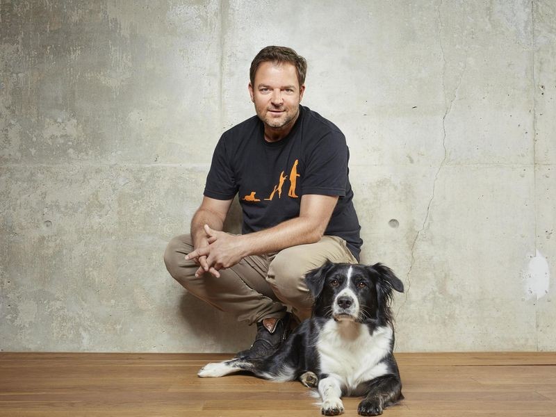 Hundetrainer Martin Rütter über schwierige Kindheit: „Früh auf mich  gestellt“