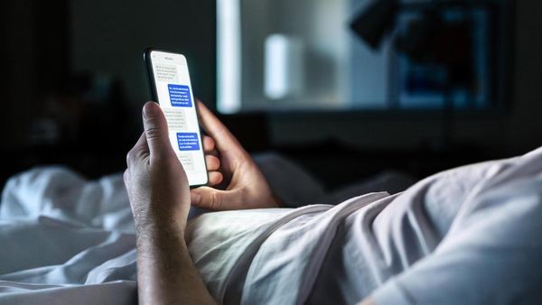 Virtuelles Fremdgehen: Expertin warnt vor „Micro‑Cheating“